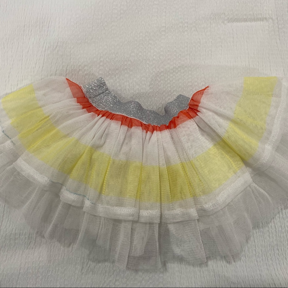 Koala kids tile skirt with pop of color